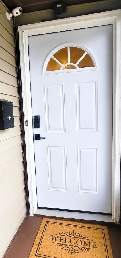 Great 2 Bedroom Condo,Free Parking,Easy Commute. Irvington Εξωτερικό φωτογραφία
